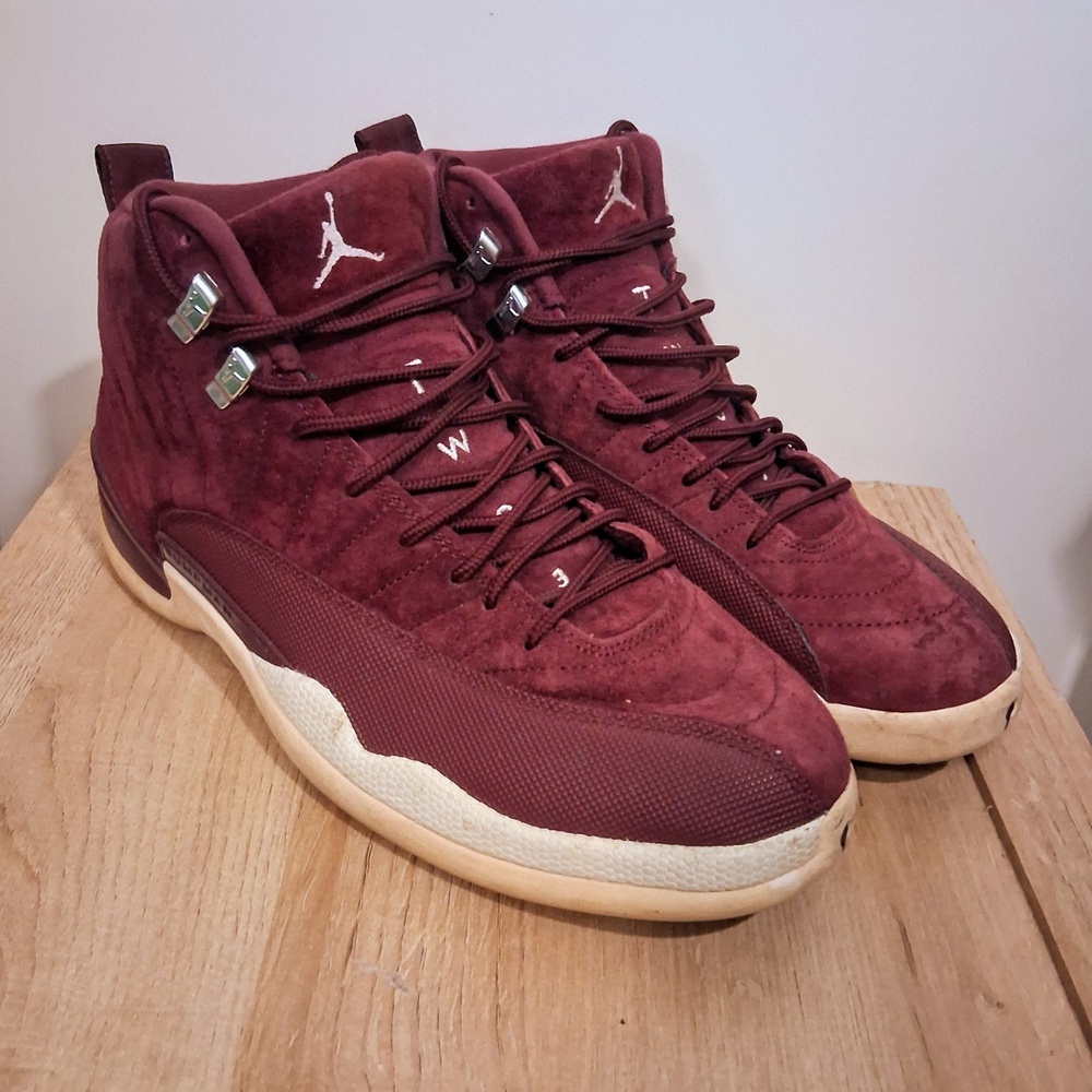 Nike Air Jordan 12 XII Retro Bordeaux Burgundy Sail Mens Size 11 130690-617